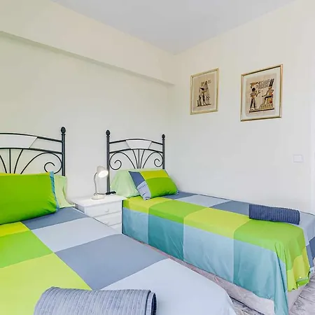 Rentalsbcn Corona * Blanes